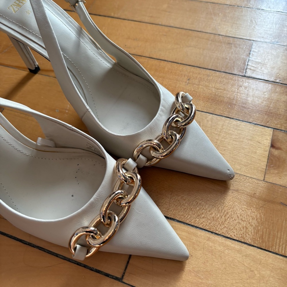 Zara Sz 8.5 (39) Cream Gold Chain Pointy Toes Leather High Heels Pump - Picture 7 of 12